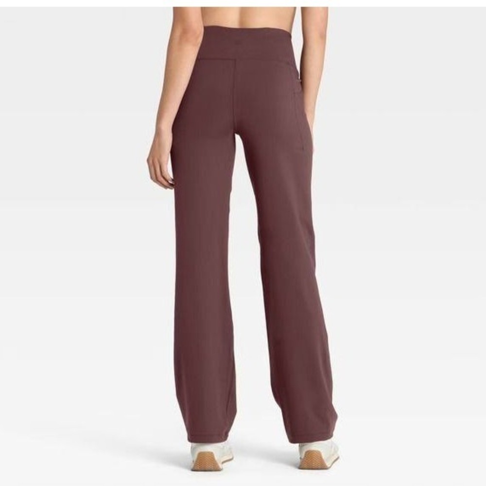 All in Motion Dynamic Flex High Rise Wide Leg Pants Brown Medium